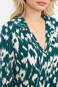 Collared Long Sleeve V-Neck Blouse