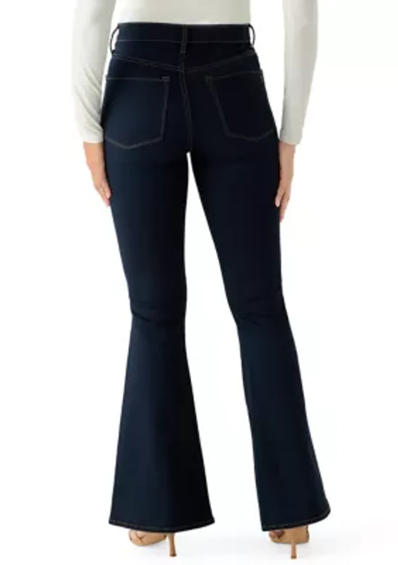 Women's Charmed Fitted Flare Jeans