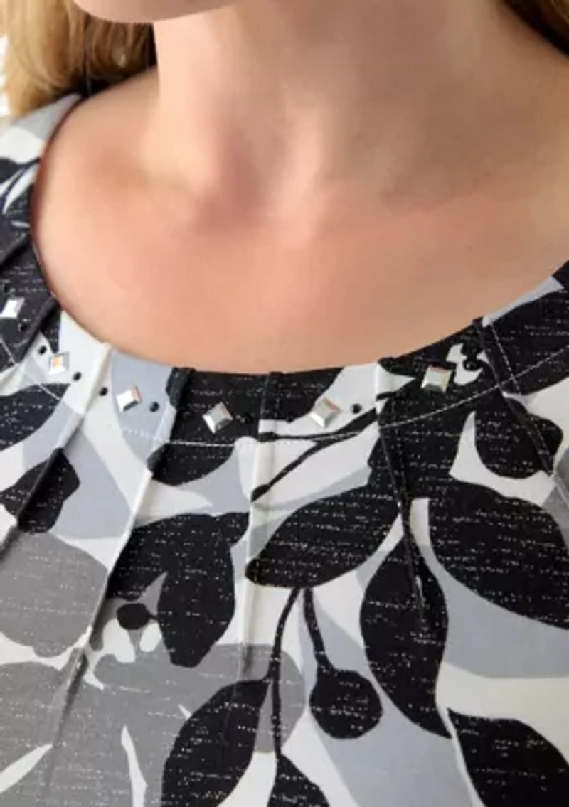 Plus Classics Shadow Leaf Top