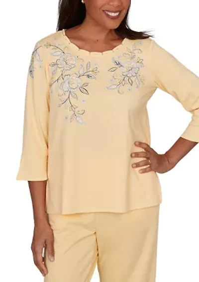 Women's Floral Embroidery Top