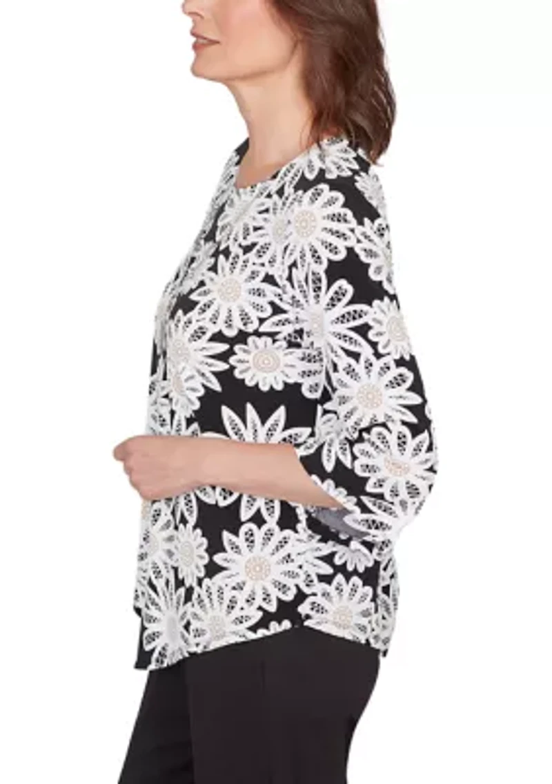 Women's 3/4 Sleeve Daisy Top