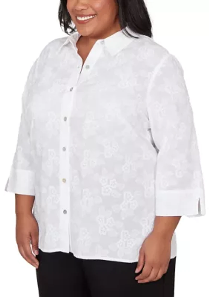 Plus Classics Flower Embroidery Shirt