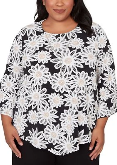 Plus Classics Daisies Top