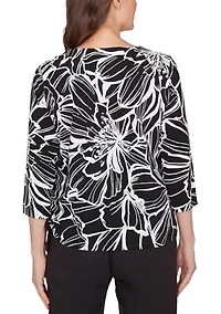 Petite 3/4 Sleeve Linework Floral Top