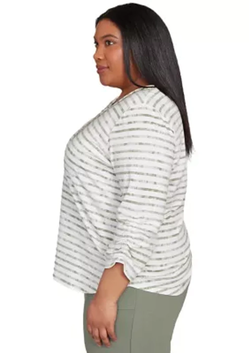 Plus Copper Canyon Stripe with Medallion Yoke Top