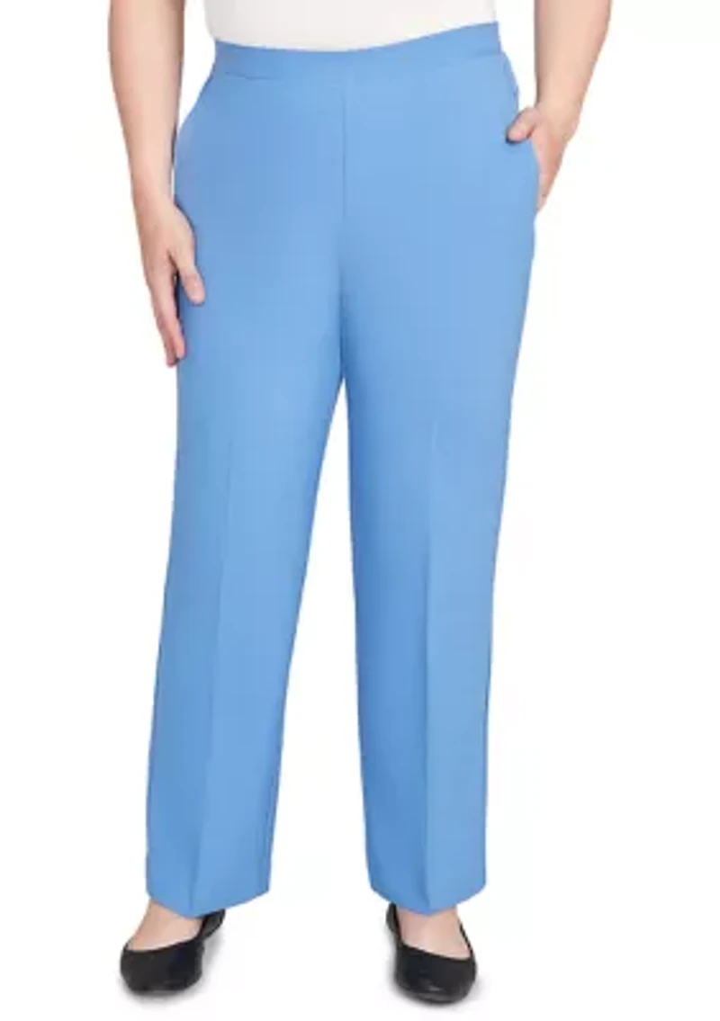 Women's Business As Usual Proportioned Short Pants
