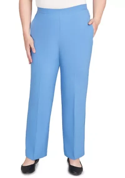 Women's Business As Usual Proportioned Short Pants