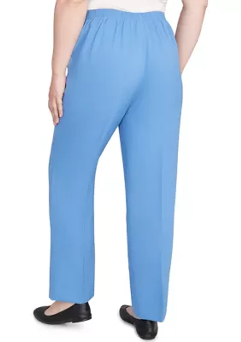 Women's Business As Usual Proportioned Short Pants
