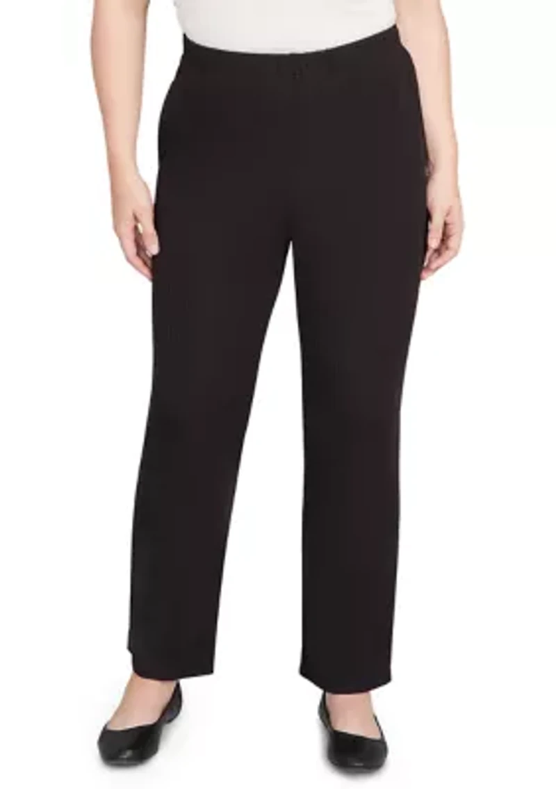 Women's  Business As Usual Proportioned Short Pants