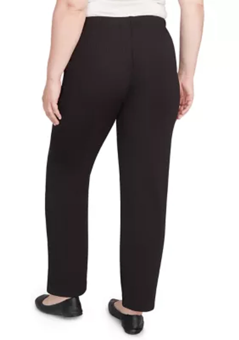 Women's  Business As Usual Proportioned Short Pants