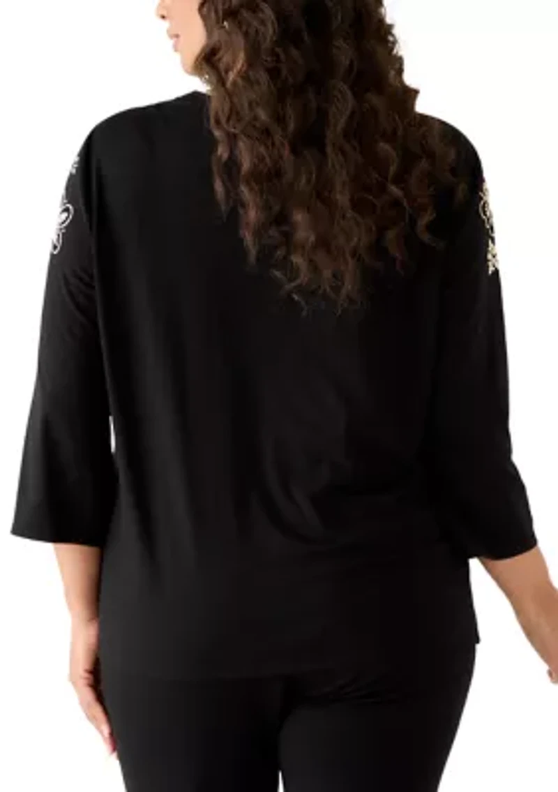 Plus 3/4 Sleeve Embroidered Floral Knit Top