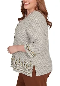 Plus Mount Laurel Medallion Border Texture Top