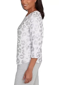 Women's Casual Vibe Monotone Animal Top