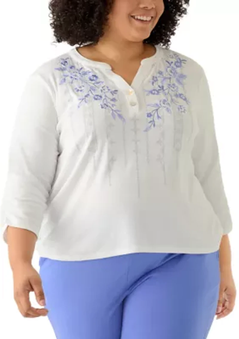 Plus Casual Vibe Floral Geo Vertical Yoke Top