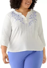 Plus Casual Vibe Floral Geo Vertical Yoke Top