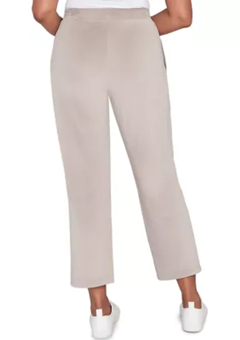 Women's Calm Luxe Proportioned Short Pants