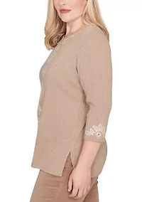 Women's Vienna Soutache Medallion Center Top