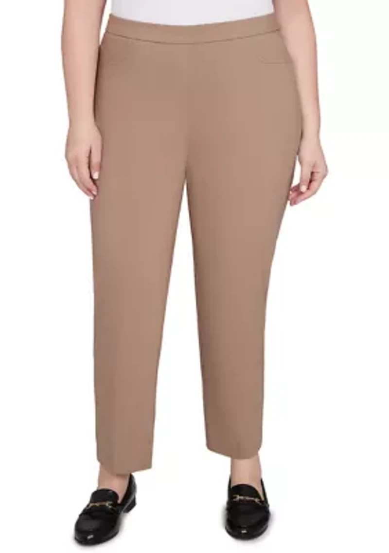 Plus Vienna Proportioned Short Pants