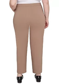 Plus Vienna Proportioned Short Pants