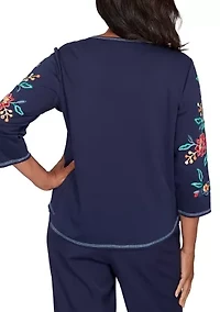 Women's Saratoga Springs Embroidered Sleeves with Necklace