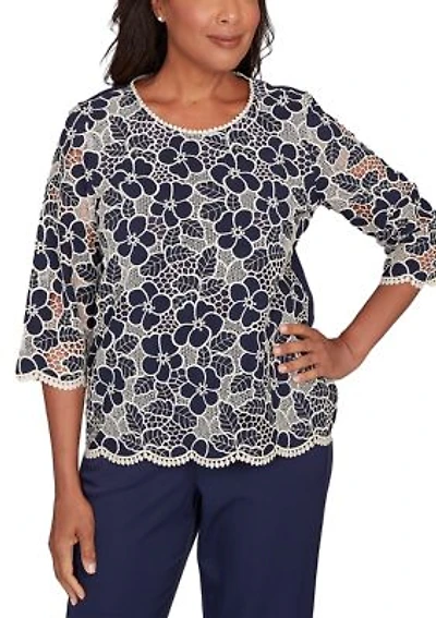 Women's Saratoga Springs Floral Lace Top