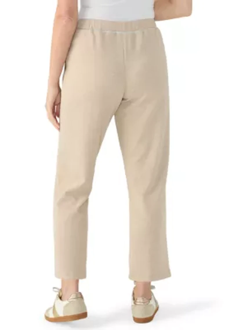 Petite Pull-On Proportioned Short Pants