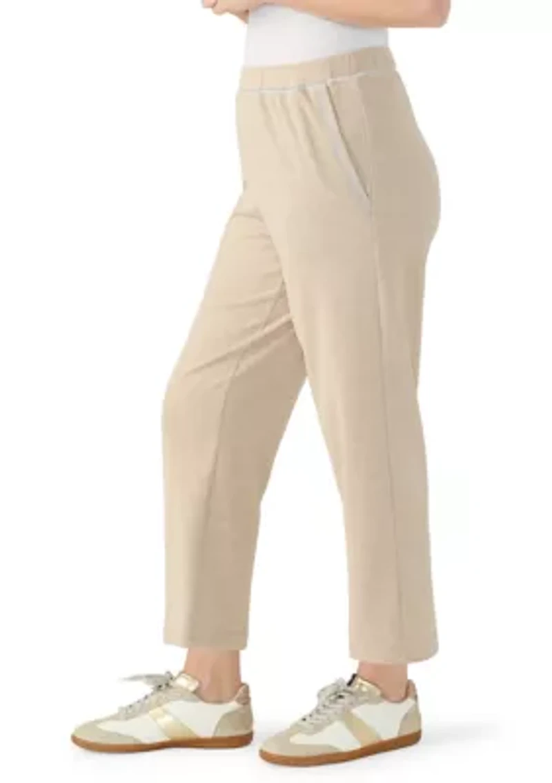 Petite Pull-On Proportioned Short Pants