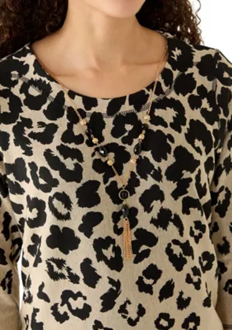 Petite 3/4 Sleeve Animal Print Top