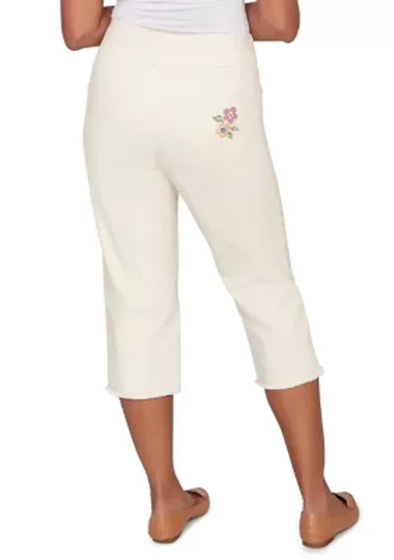 Petite Beachcomber Cross Stitch Flowers Capri Pants