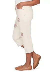 Petite Beachcomber Cross Stitch Flowers Capri Pants