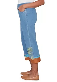 Petite Beachcomber Embroidered Scenic Cuff Capri Pants