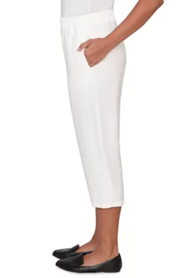 Women's Crowd Pleaser Floral Embroidered Capri Pants