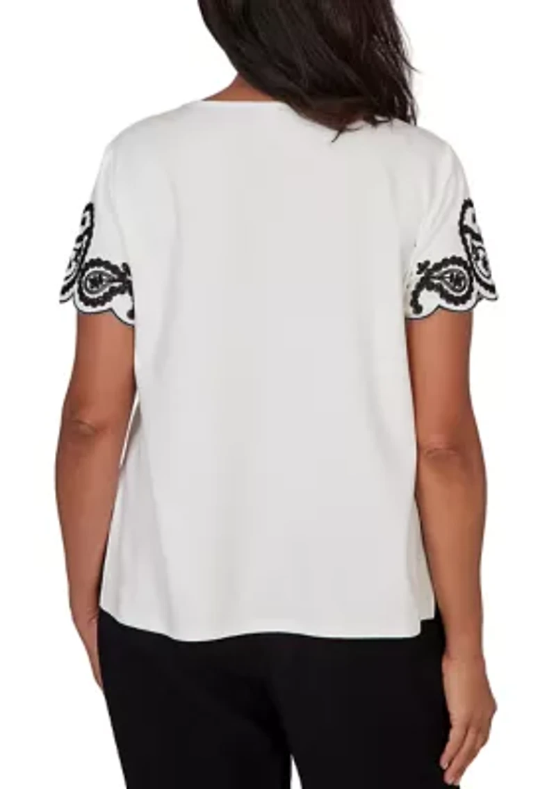 Women's Crowd Pleaser Paisley Border T-Shirt