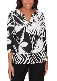 Women's Crowd Pleaser Abstract Drama Floral Top