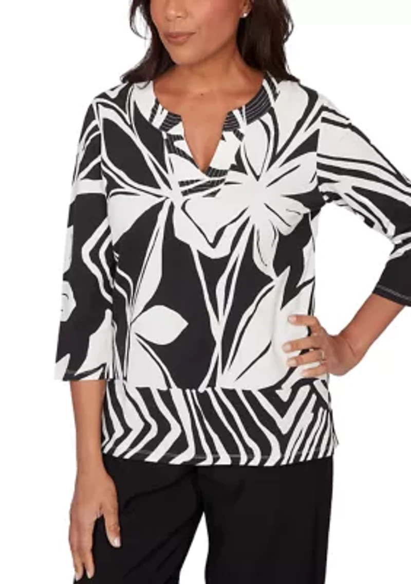 Women's Crowd Pleaser Abstract Drama Floral Top