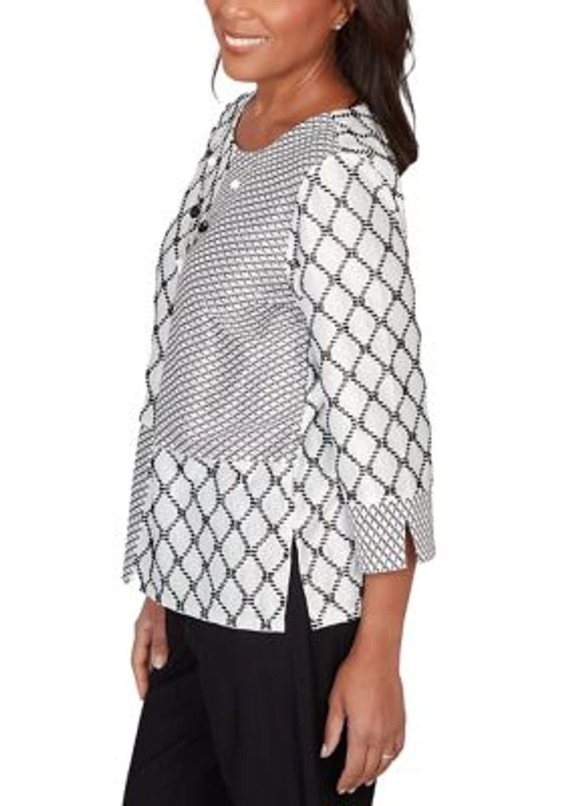 Women's Crowd Pleaser Diamond Texture Spliced Top