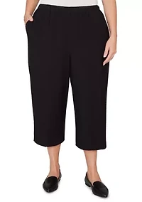 Plus Crowd Pleaser Capris