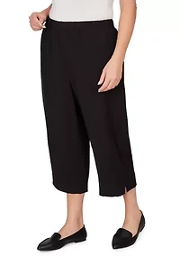 Plus Crowd Pleaser Capris
