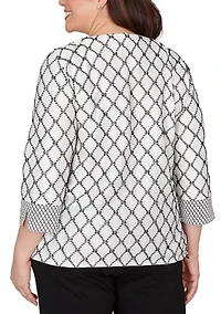 Plus Crowd Pleaser Diamond Texture Spliced Top