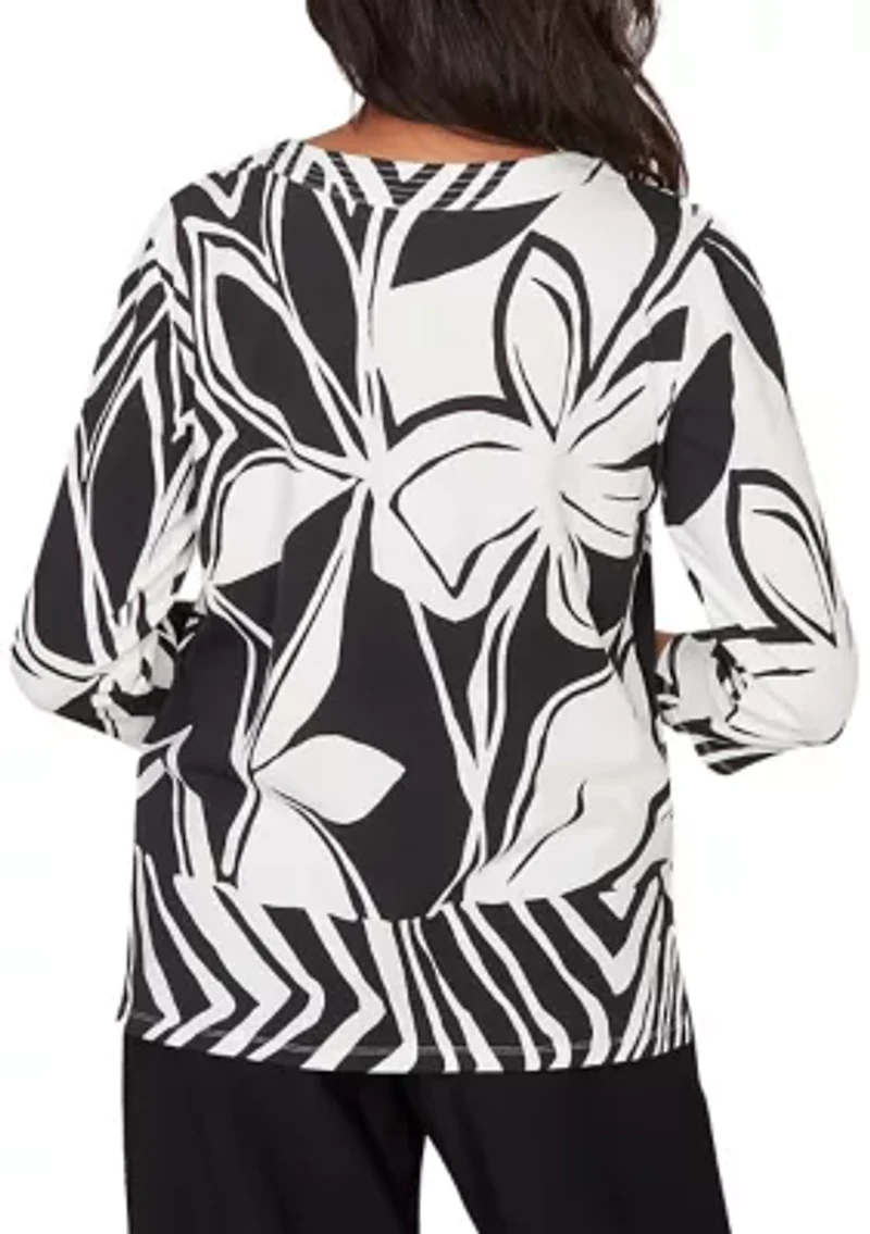 Petite Crowd Pleaser Abstract Drama Floral Top