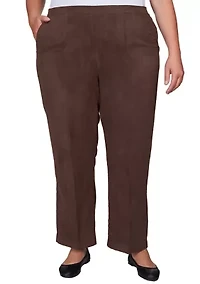 Plus Proportioned Short Pants