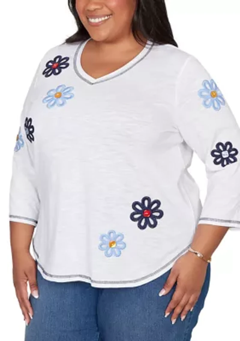 Plus Port Side Button Floral Top