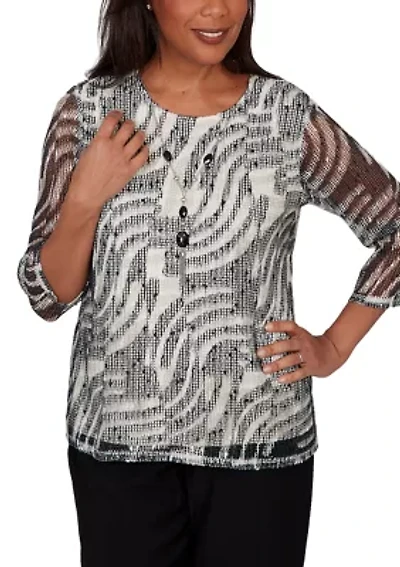 Women's Detail Driven Animal Popcorn Top