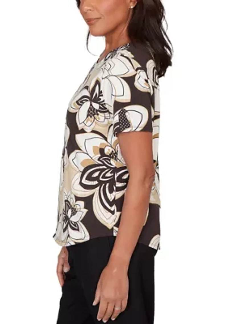 Women's Detail Driven Floral Stained Glass T-Shirt