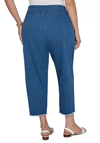 Plus Camden Market Appliqué Crochet Flower Ankle Pants