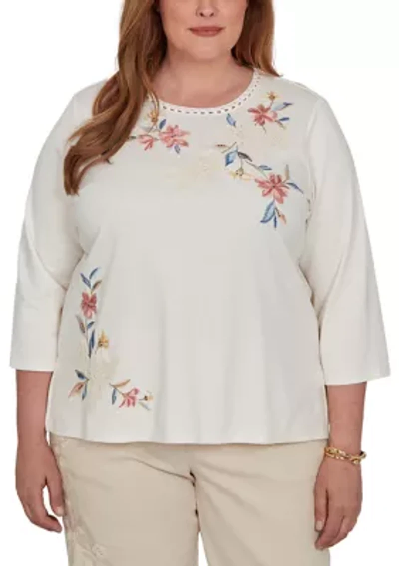 Plus Camden Market Crochet Floral Asymmetric Knit Top