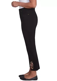 Petite Rue Rivoli Embroidery Leaf Short Pants