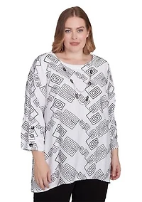 Plus Geometric Woven Top