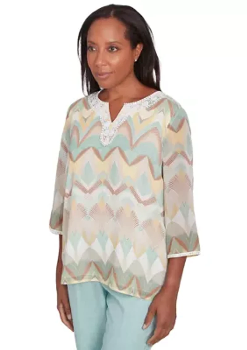 Petite Kensington Gardens Texture Chevron Blouse