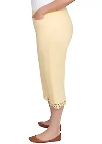 Plus Dress Code Capri Pants